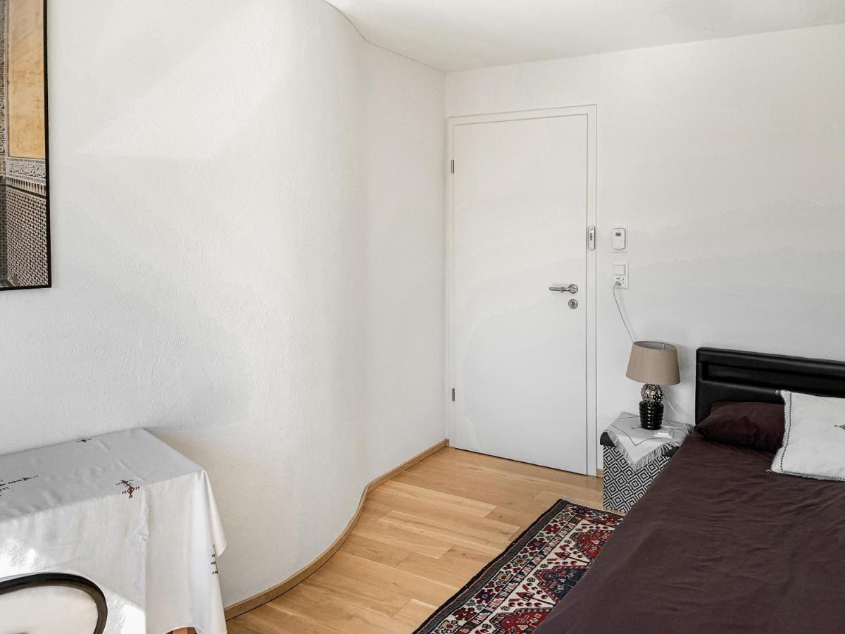 Haus Zur Lilie Hotel Hinwil Екстериор снимка