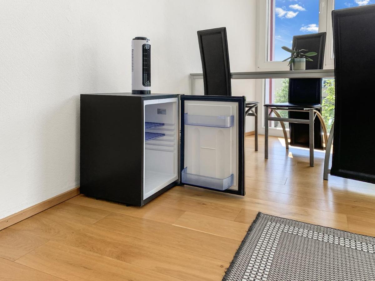 Haus Zur Lilie Hotel Hinwil Екстериор снимка